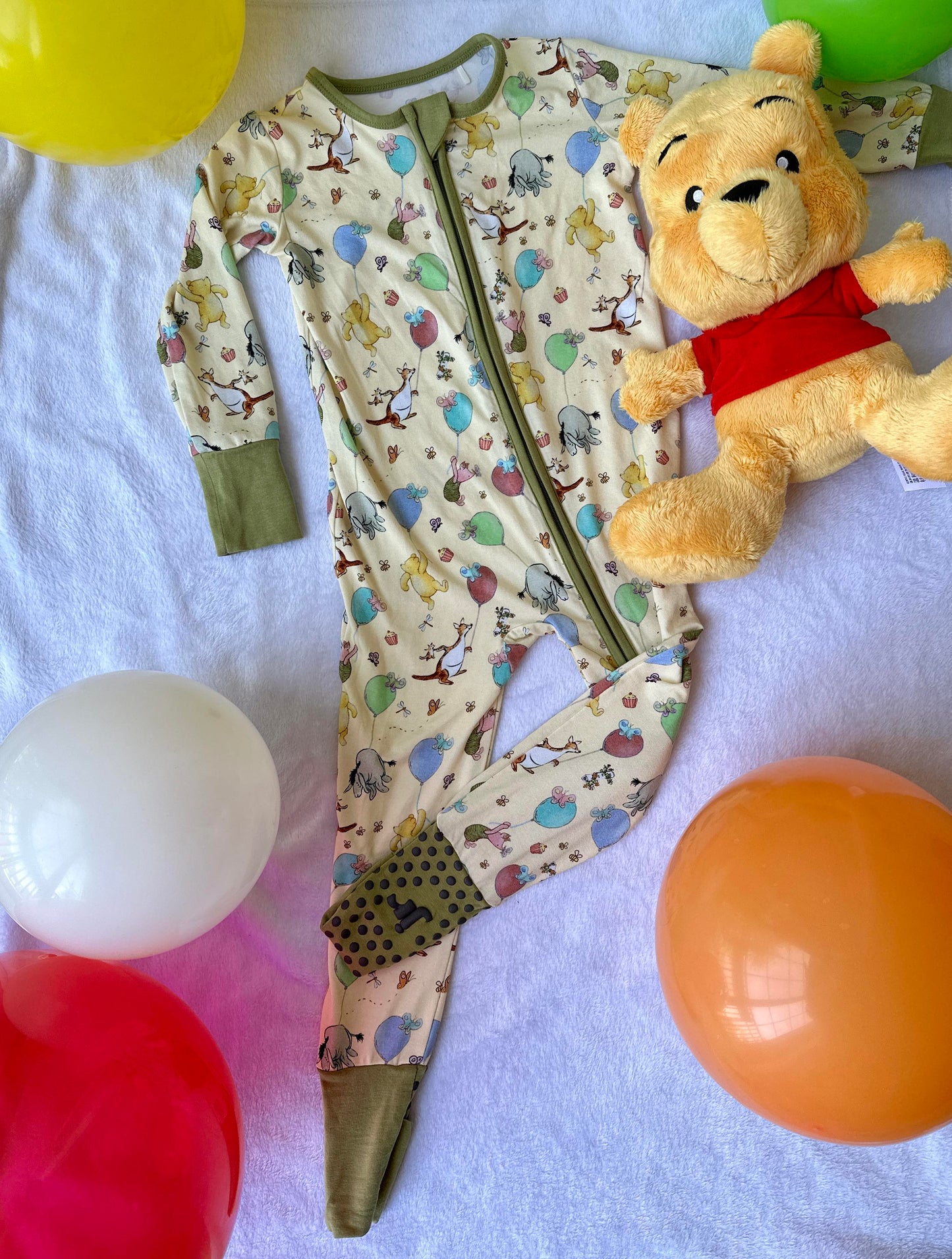 Beary Best Party (Classic Pooh) Zippy